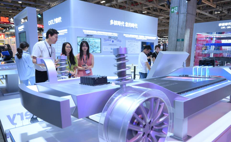 特写：在澳门BEYOND博览会触摸创新科技