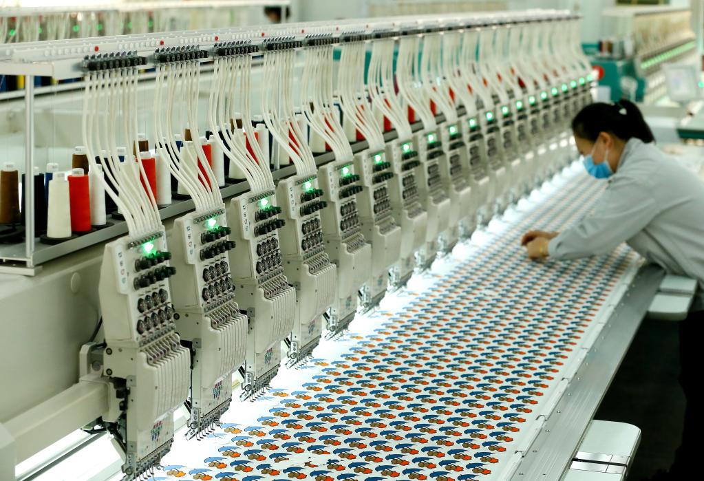 山東即墨:忙生產(chǎn) 促外貿(mào)