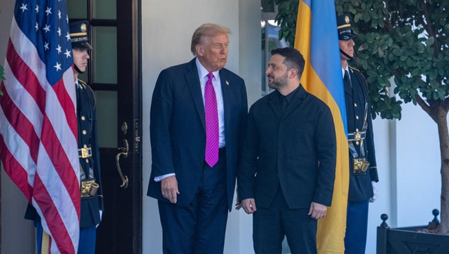 又變了？特朗普：并未真考慮向?yàn)跆峁皯?zhàn)斧”